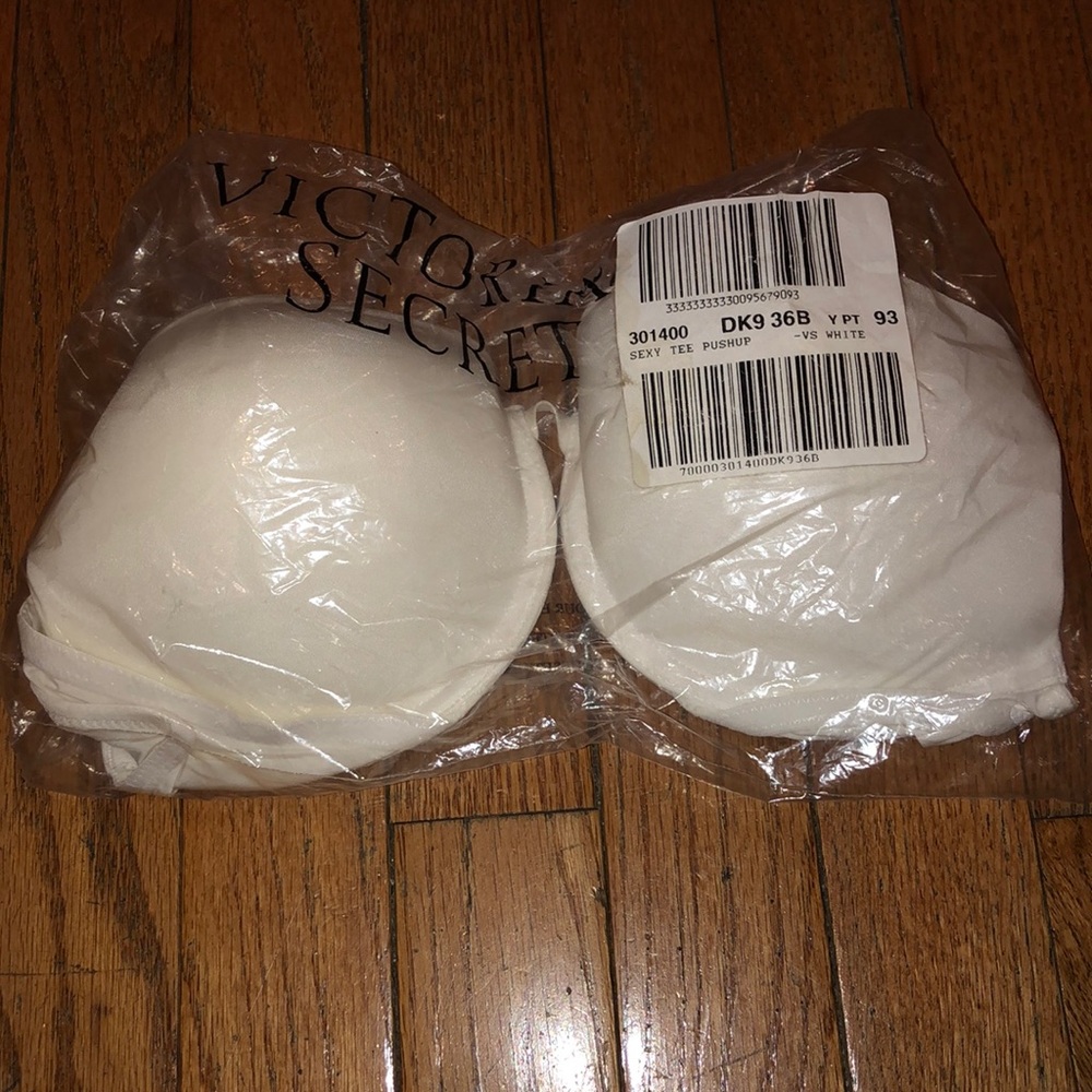 Victoria’s Secret bra New push-up 36B